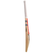 GRAY-NICOLLS GN Nova 800 Grade 3 English Willow Cricket Bat - Short Handle