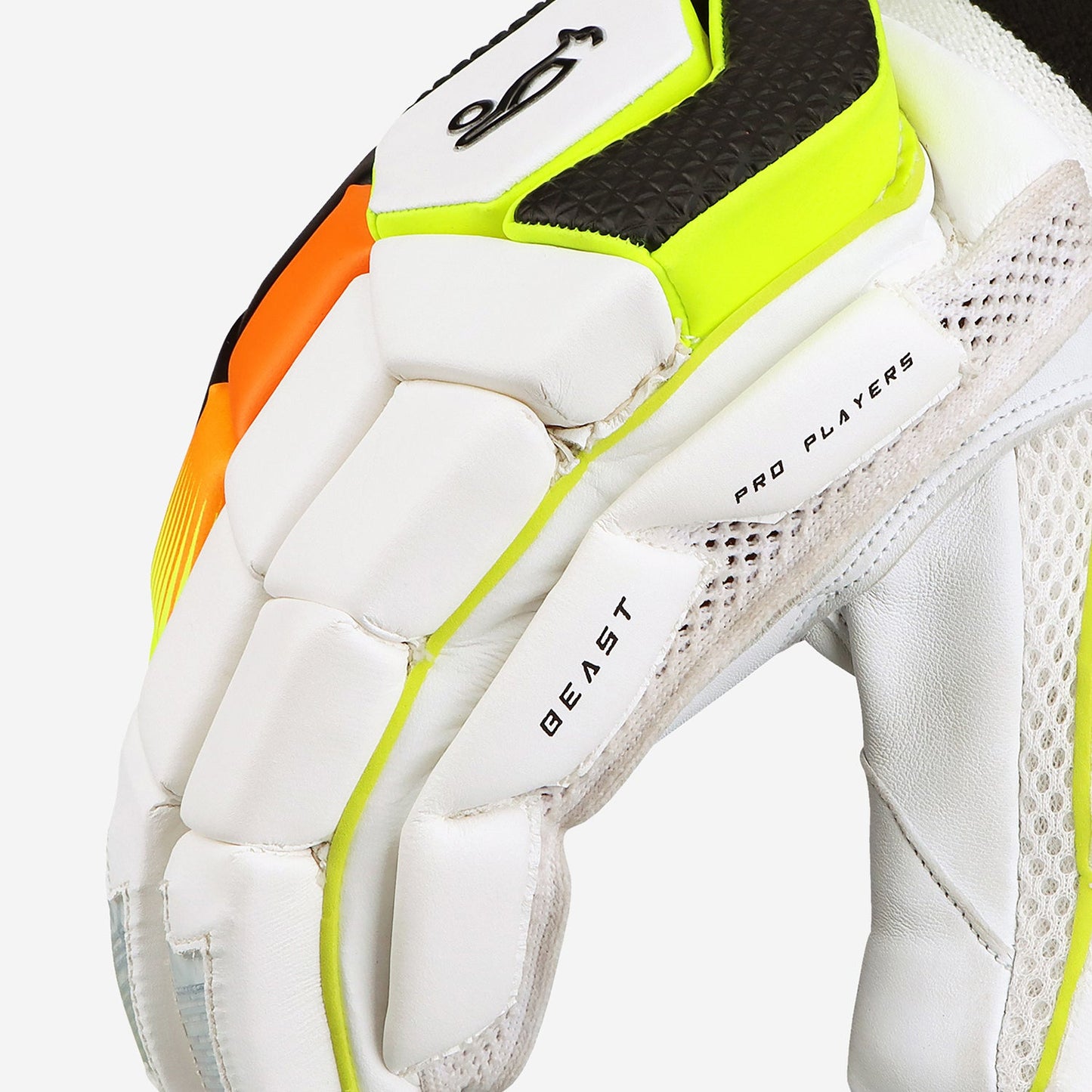 >> KOOKABURRA Beast Pro Players Batting Gloves '23/24 - Small Adult