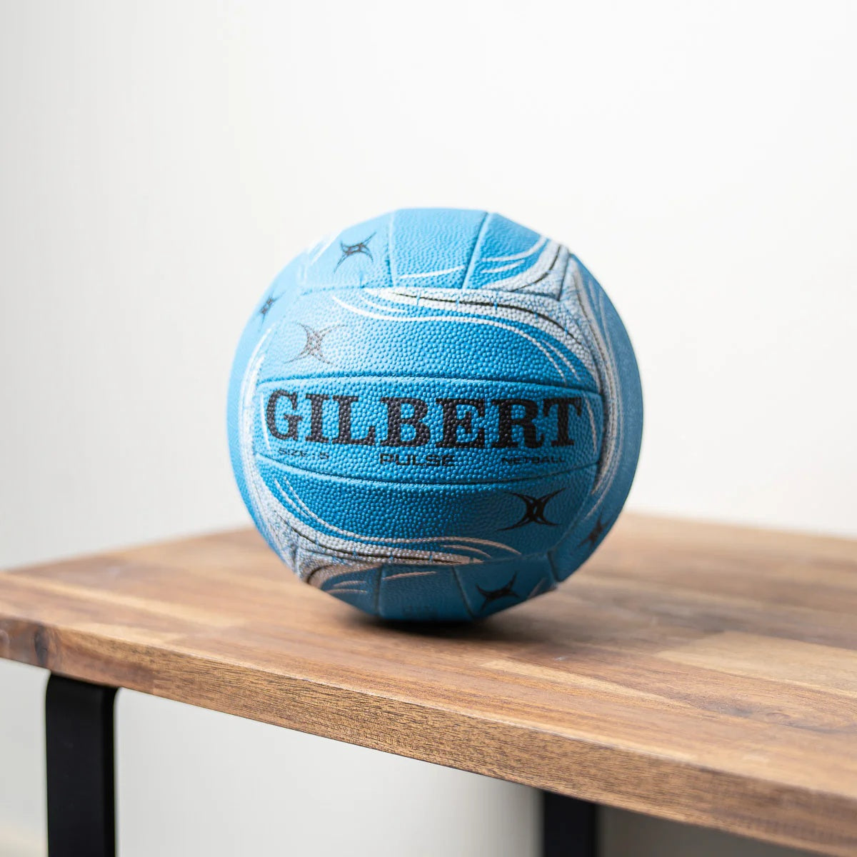 GILBERT Pulse Netball '25 - Size 5