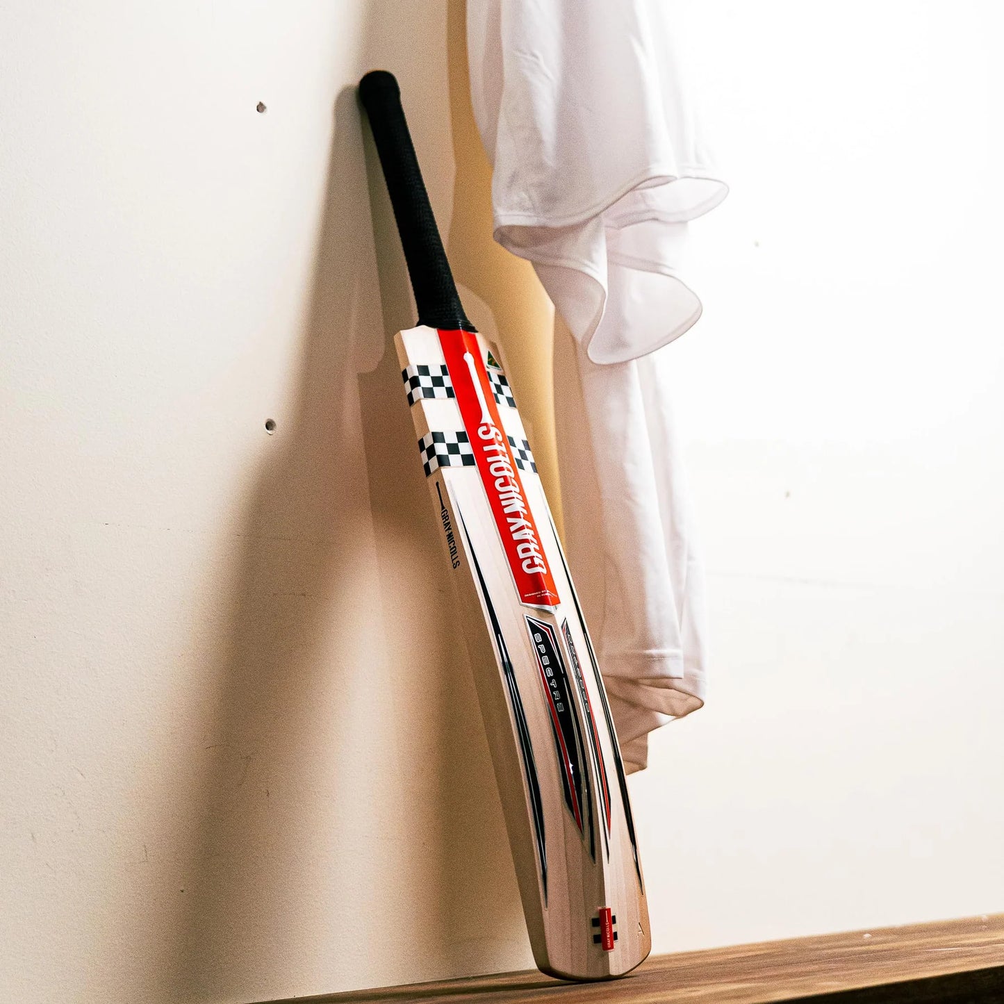 GRAY-NICOLLS GN Spectre 1350 Play Now Grade 2 English Willow Cricket Bat '25/26 - Short Handle