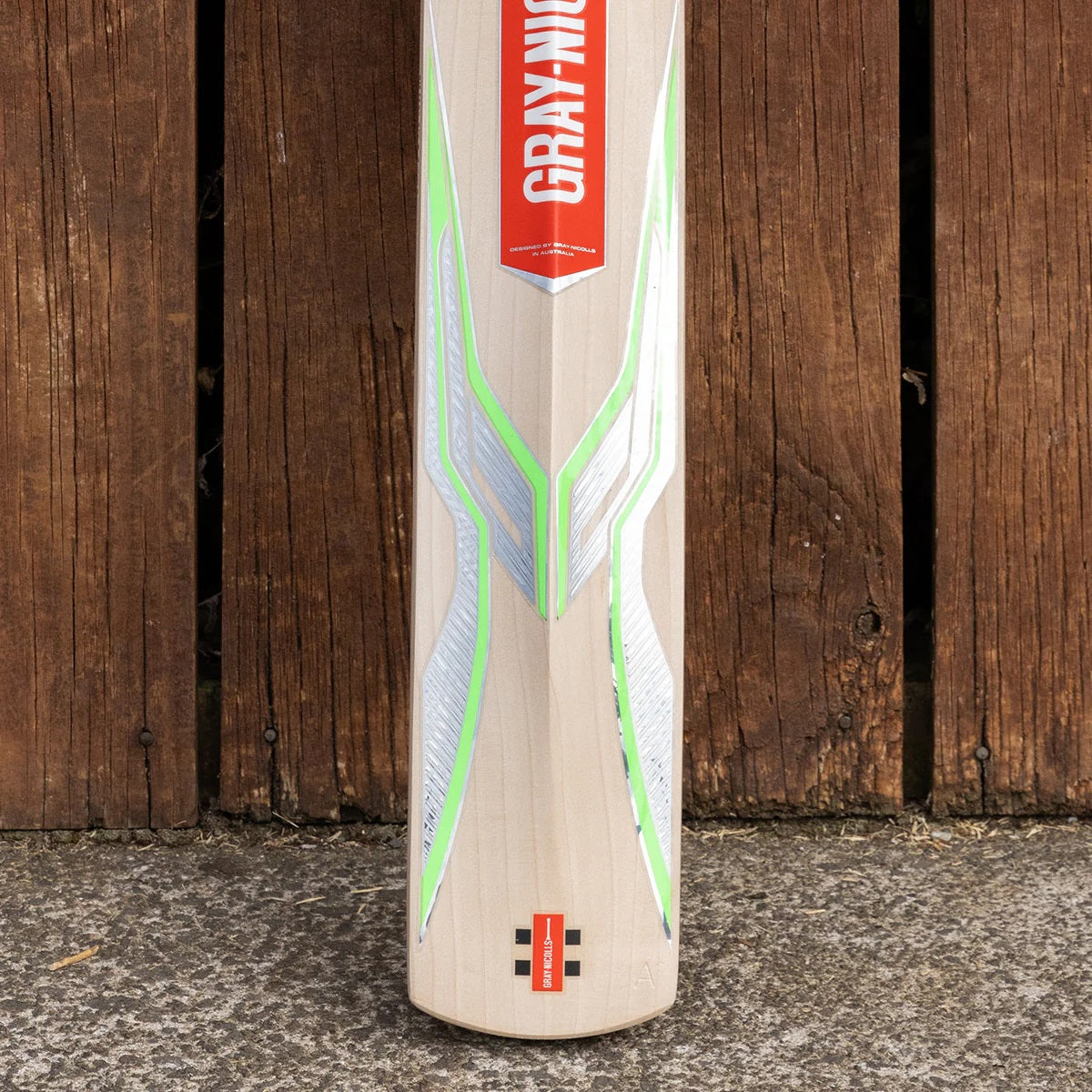GRAY-NICOLLS GN Tempesta 1750 Play Now Grade 1 English Willow Cricket Bat - Short Handle
