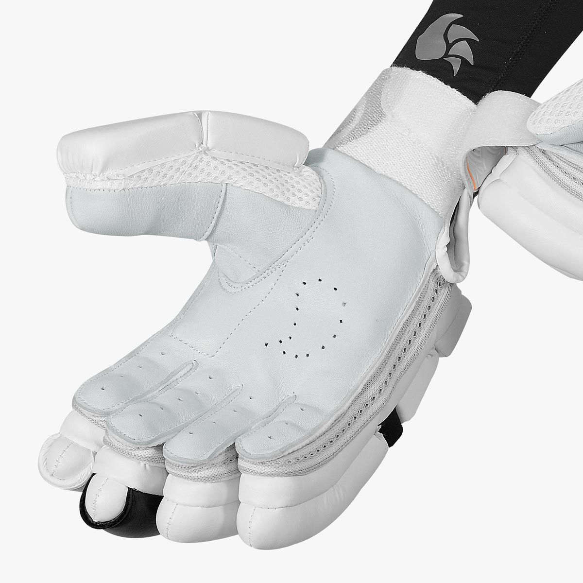 >> DSC Krunch 700 Batting Gloves - Junior