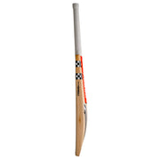 GRAY-NICOLLS GN Nova 2.0 1200 Grade 1 English Willow Cricket Bat - Short Handle