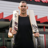 KOOKABURRA Indigenous Kahuna Pro 2.0 Grade 3 English Willow Cricket Bat '24 - Short Handle