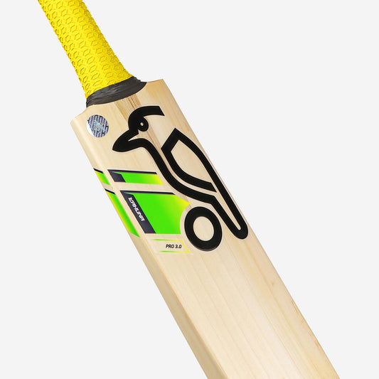 KOOKABURRA Kahuna Pro 3.0 Grade 4 English Willow Cricket Bat '24 - Short Handle