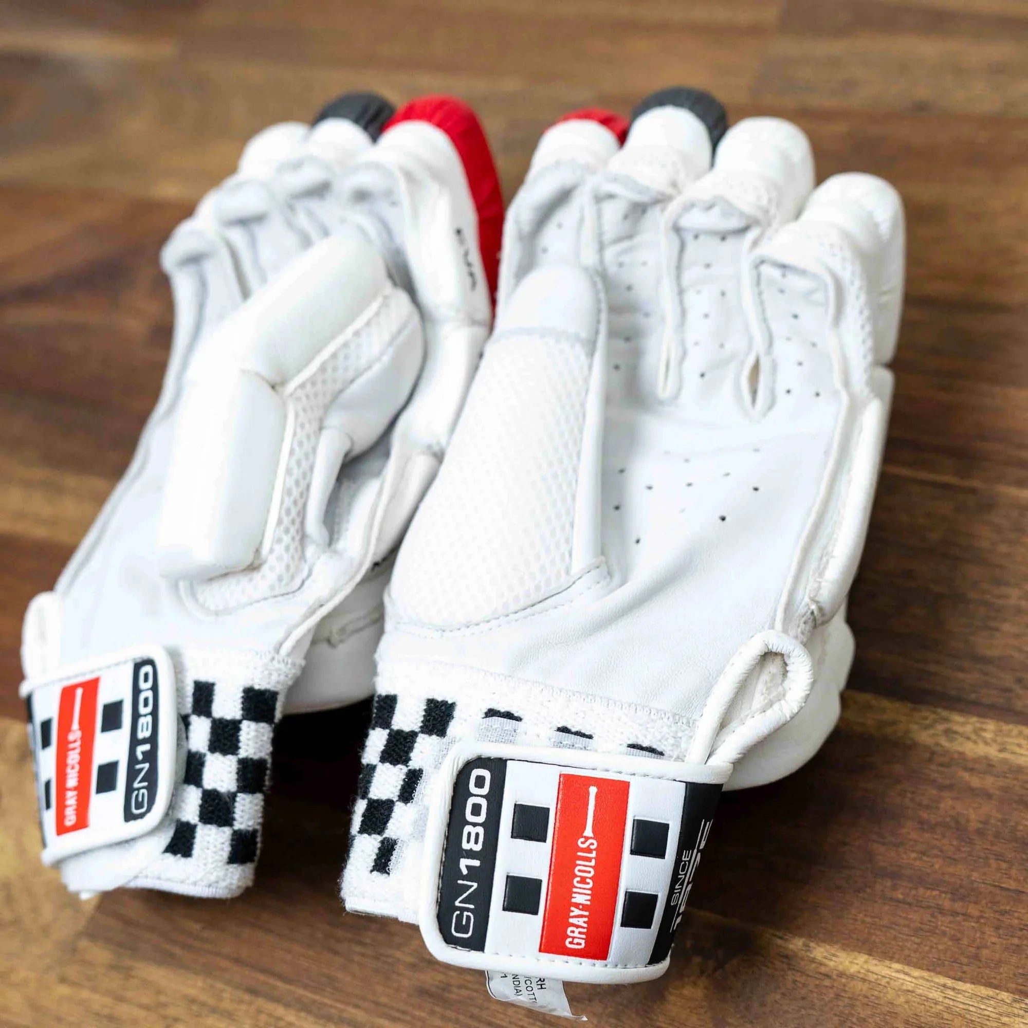 GRAY-NICOLLS GN 1800 Batting Gloves '26/27
