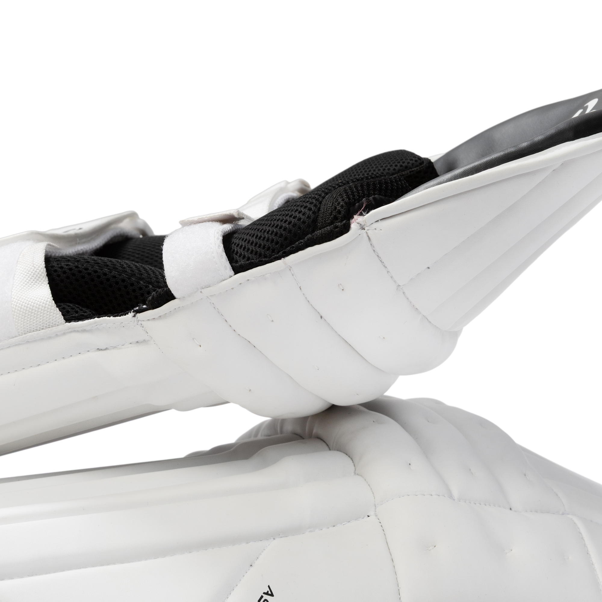SCC Assassin Pro Batting Leg Guards '26/27