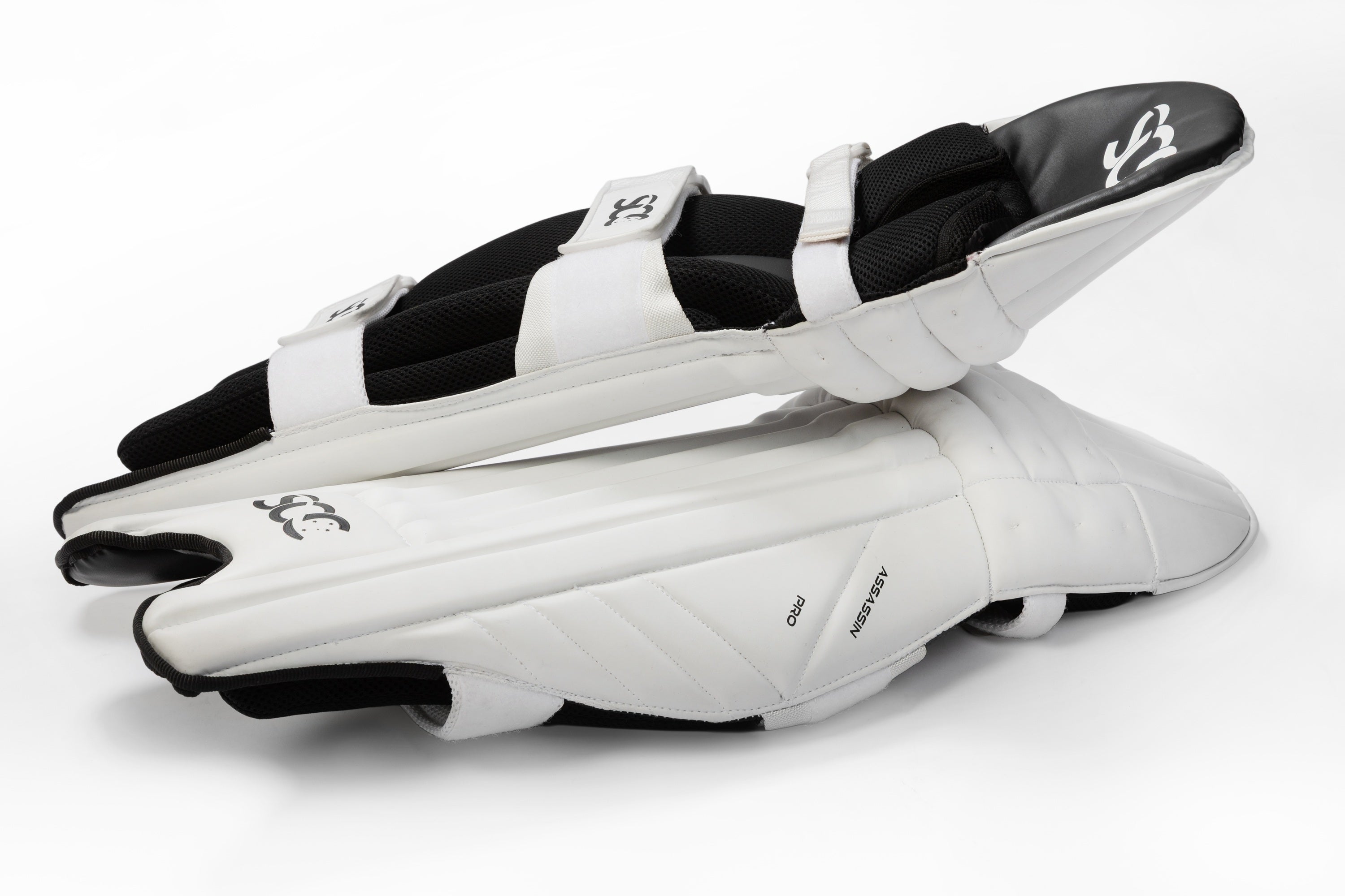SCC Assassin Pro Batting Leg Guards '26/27