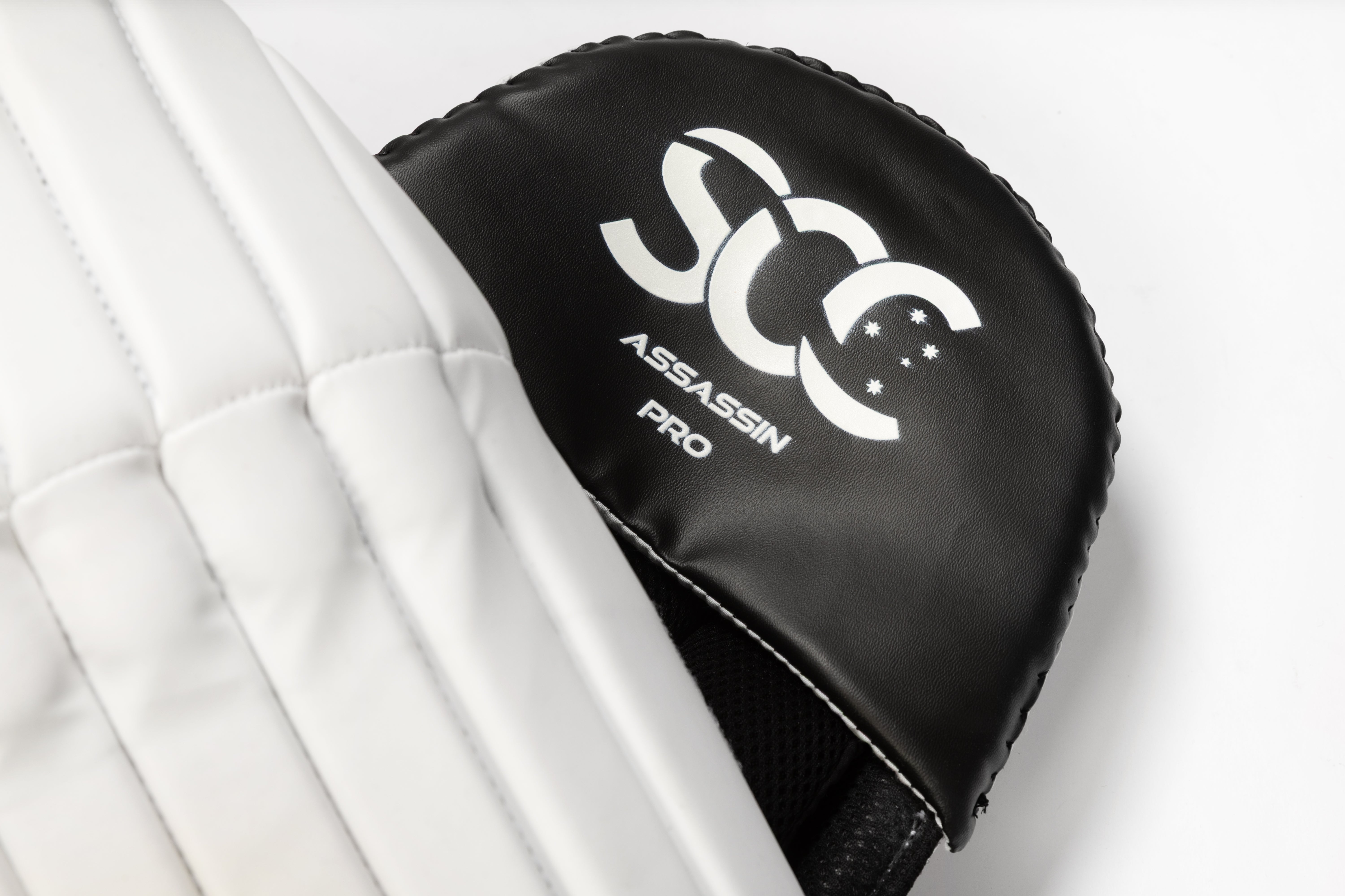 SCC Assassin Pro Wicket Keeping Leg Guards '26/27