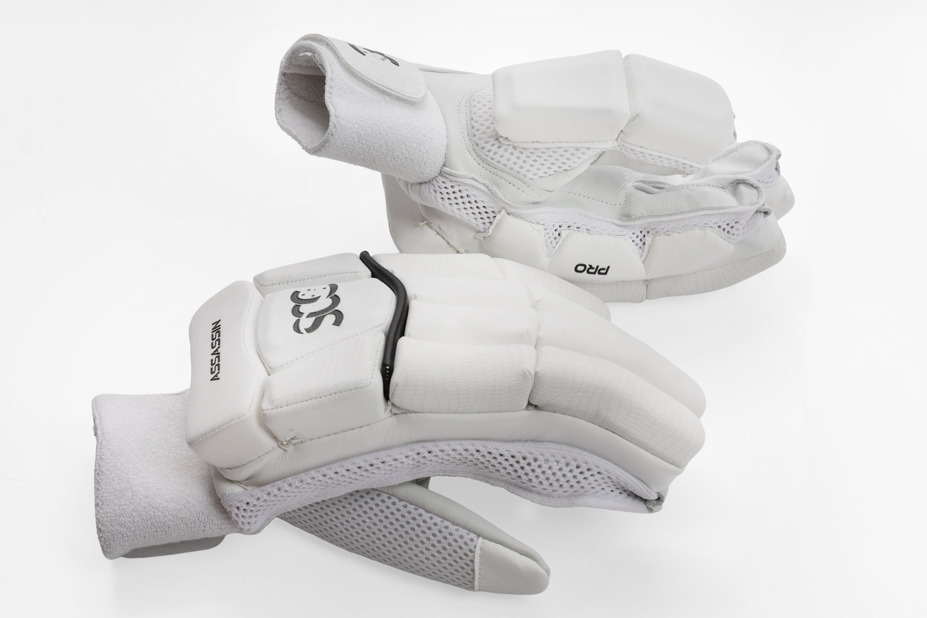 SCC Assassin Pro Batting Gloves '26/27
