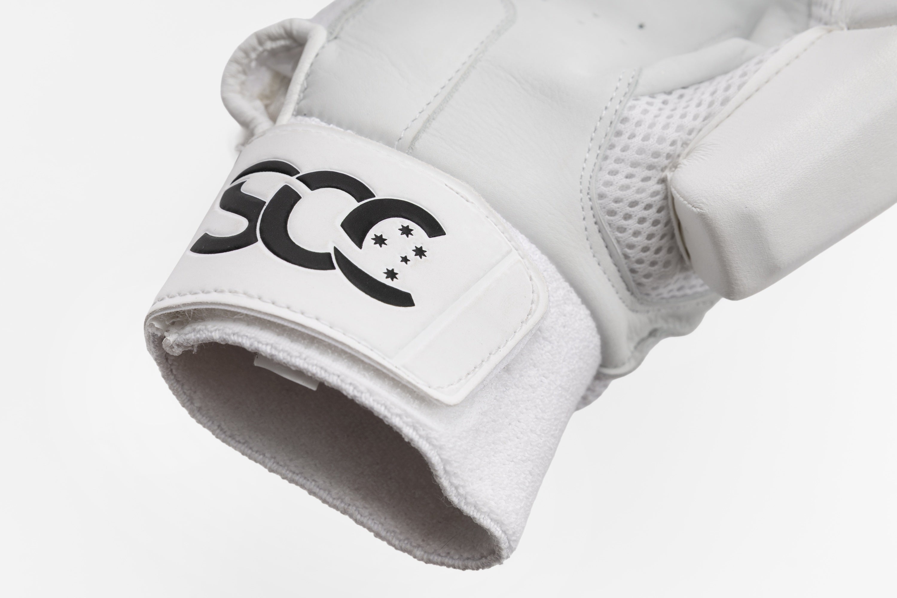 SCC Assassin Pro Batting Gloves '26/27