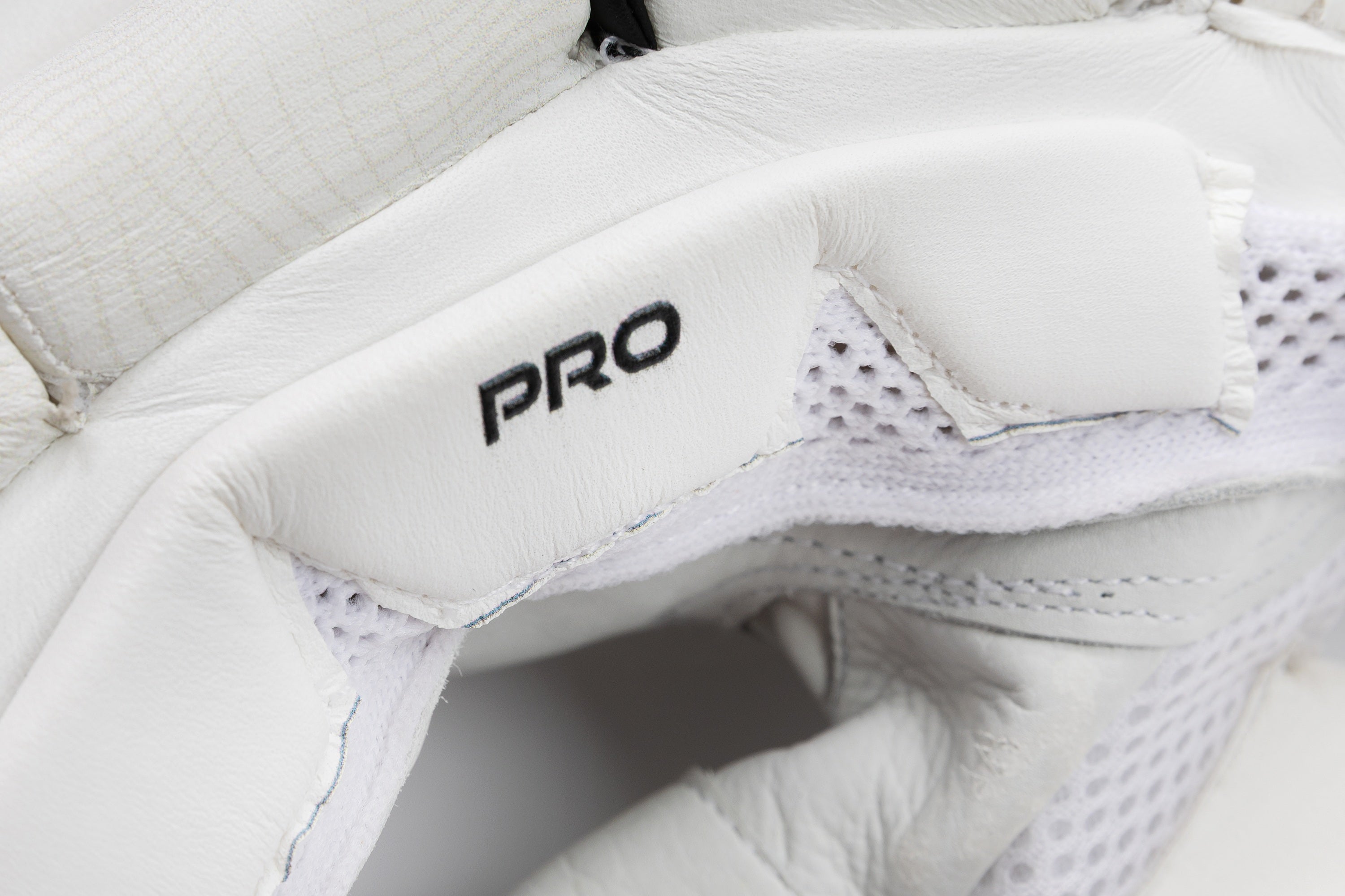 SCC Assassin Pro Batting Gloves '26/27