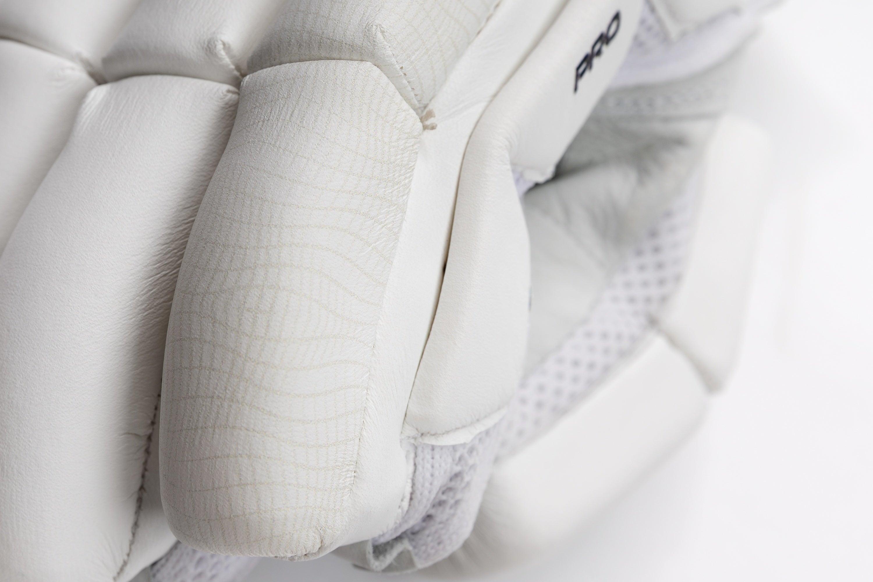 SCC Assassin Pro Batting Gloves '26/27