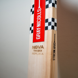 GRAY-NICOLLS GN Travis Head Nova TH123 Grade 1 English Willow Cricket Bat - Short Handle