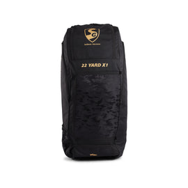 SG 22 YARD X1 Wheelie Duffle Kit Bag - 99x37x34cms