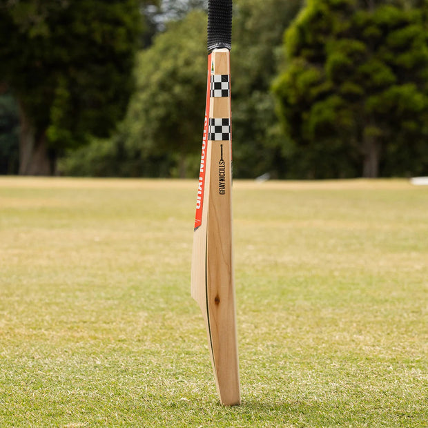 GRAY-NICOLLS GN Scoop Pro Balance 2000 Grade 1 English Willow Cricket Bat '24 - Short Handle