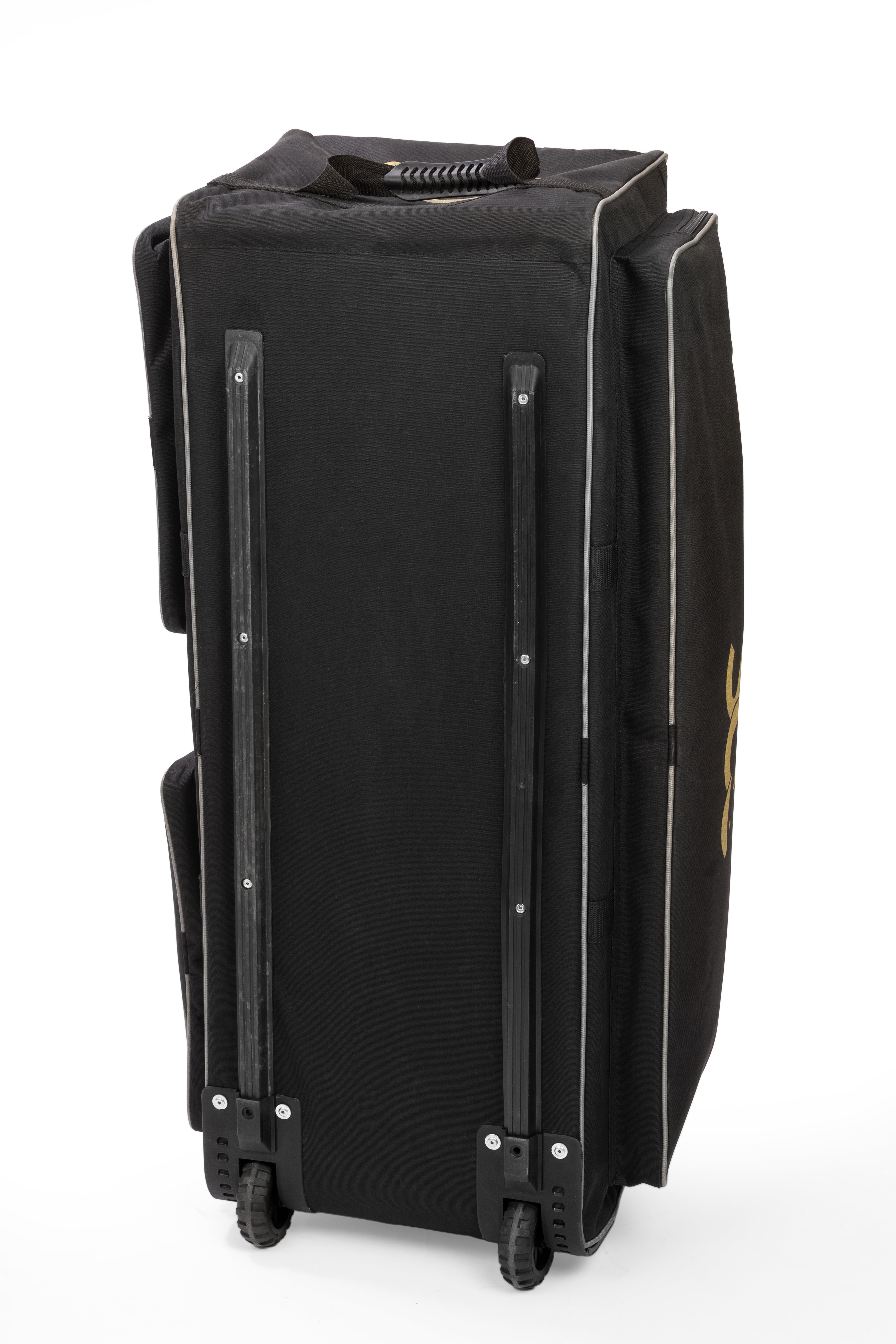 SCC Assasin Pro Wheelie Kit Bag - 88 x 32 x 35cms