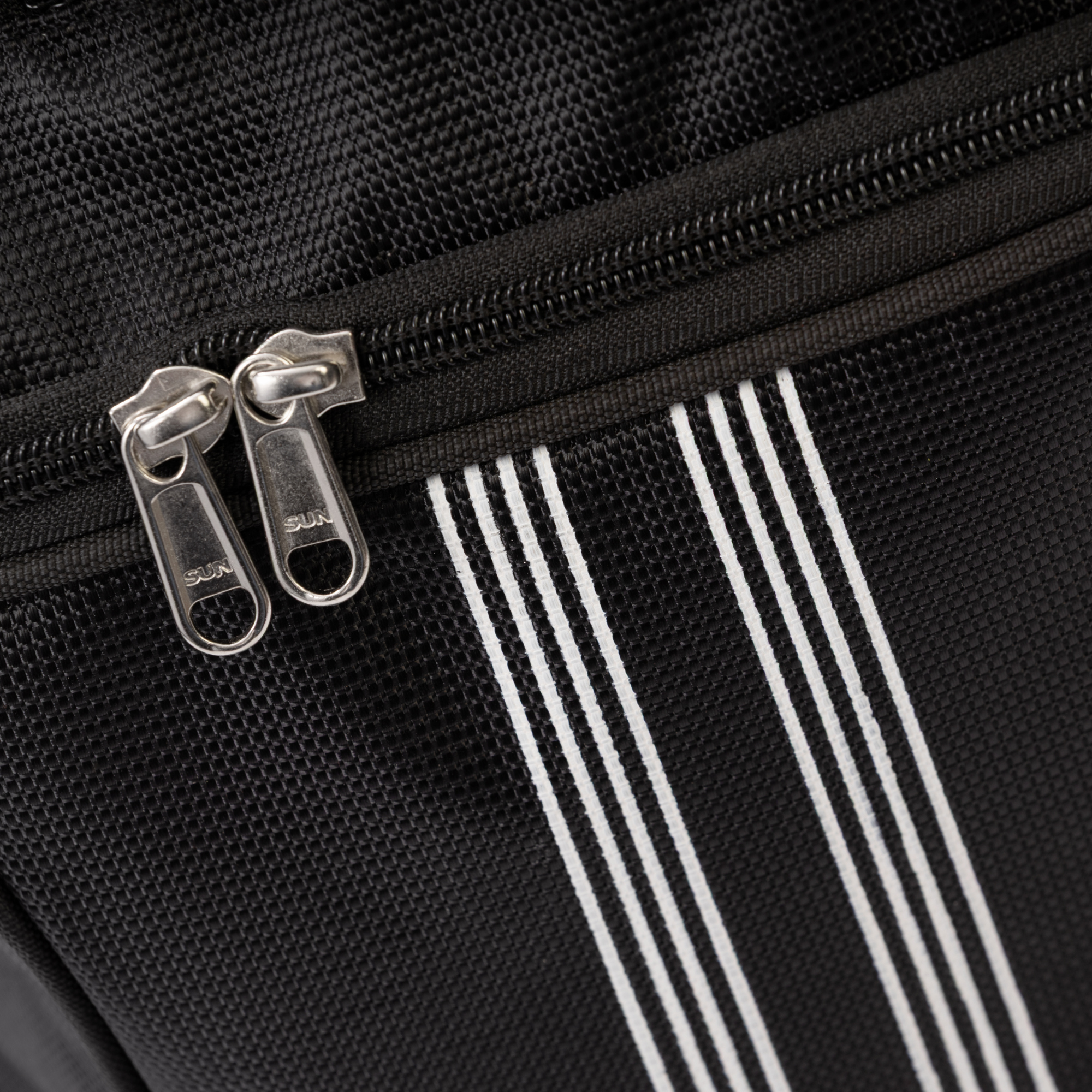 SCC Switch Wheelie Duffle Kit Bag - 95 x 35 x 33cms
