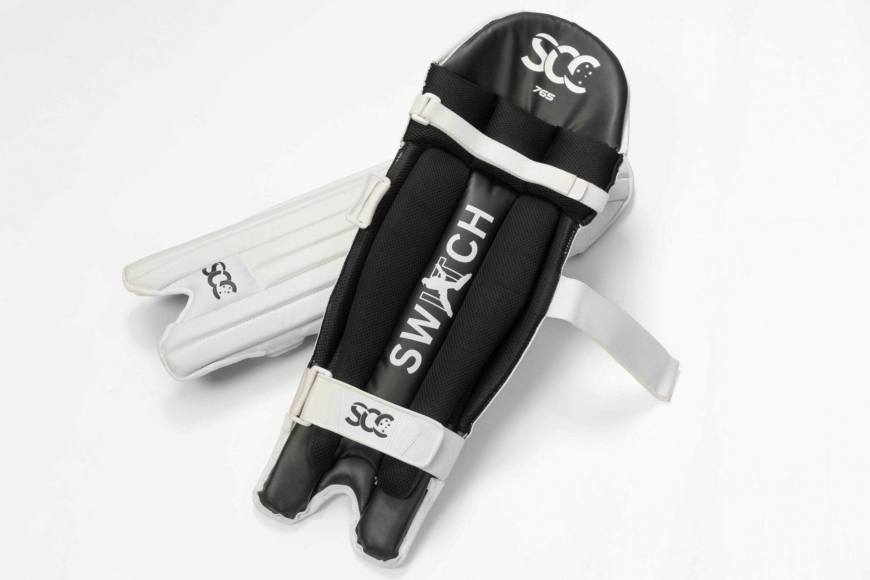 SCC Switch 765 Ambidextrous Batting Leg Guards '26/27
