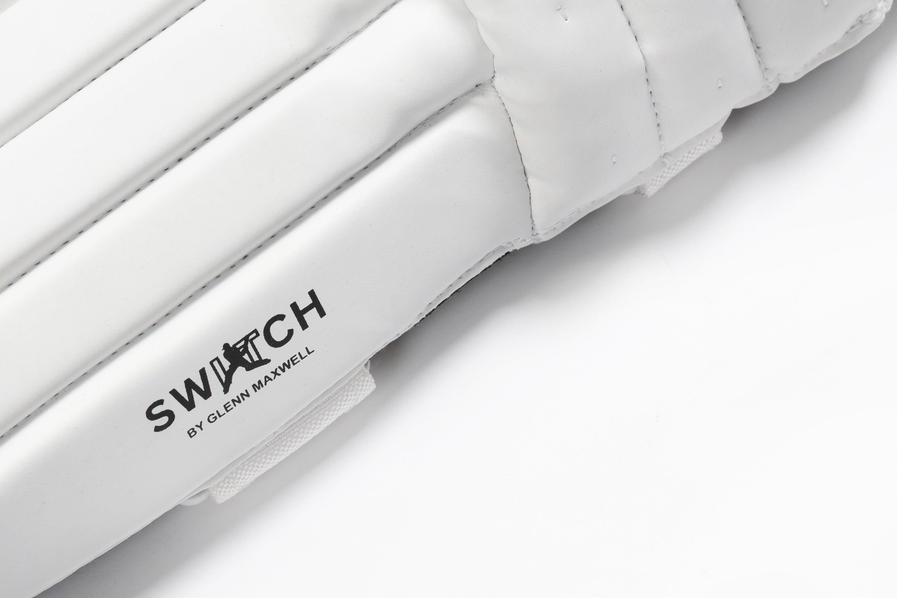 SCC Switch 765 Ambidextrous Batting Leg Guards '26/27