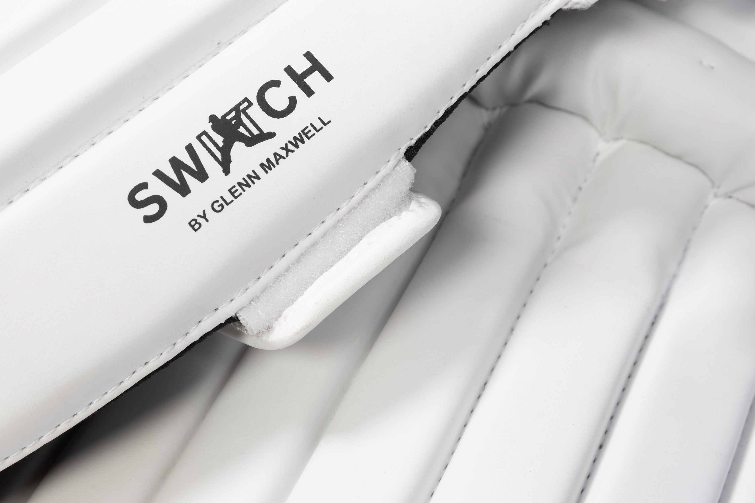 SCC Switch 765 Ambidextrous Batting Leg Guards '26/27
