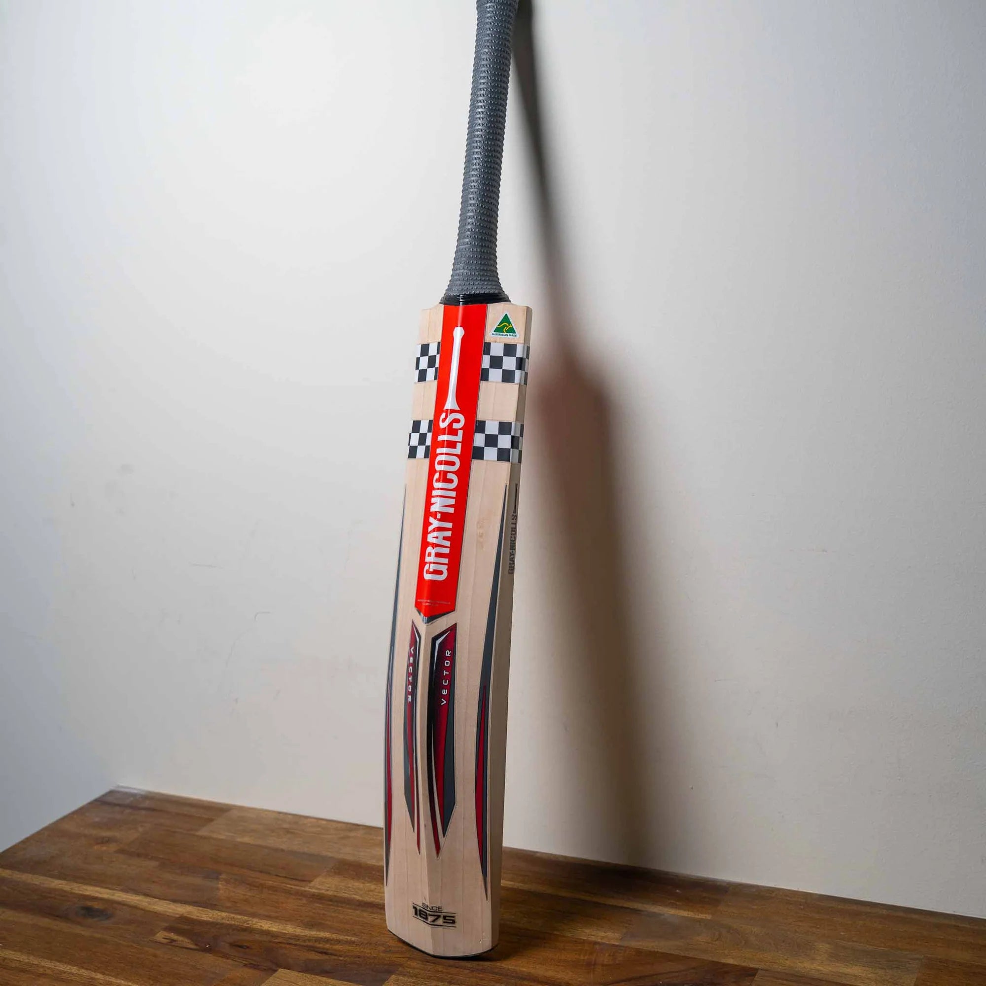 GRAY-NICOLLS GN Vector 1800 English Willow Cricket Bat '26/27 - Adult