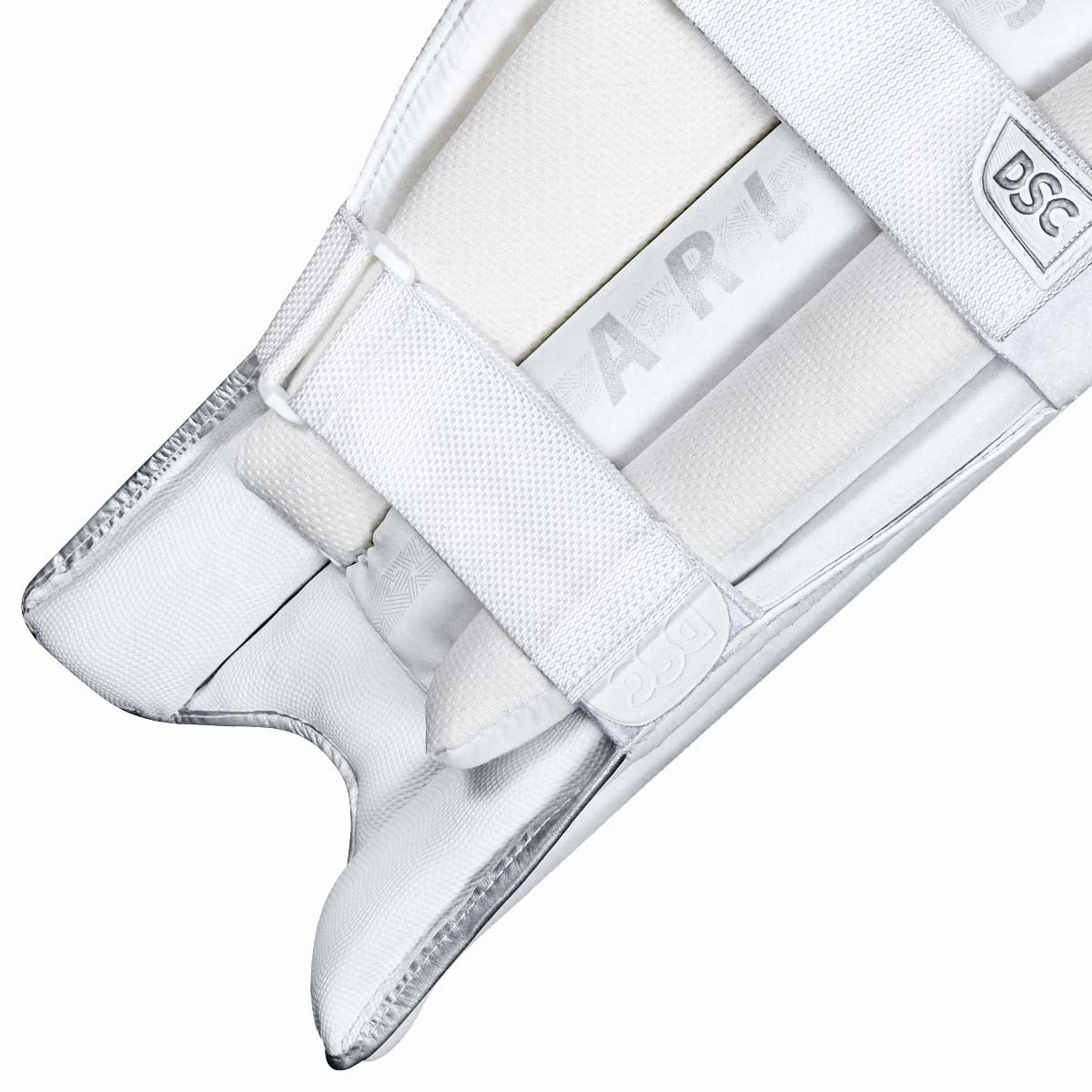DSC Xlite L.E. Batting Leg Guards