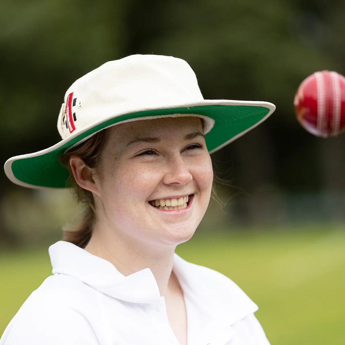 GRAY-NICOLLS Sun Hat - Off White [Sizes Youth - 2XL]