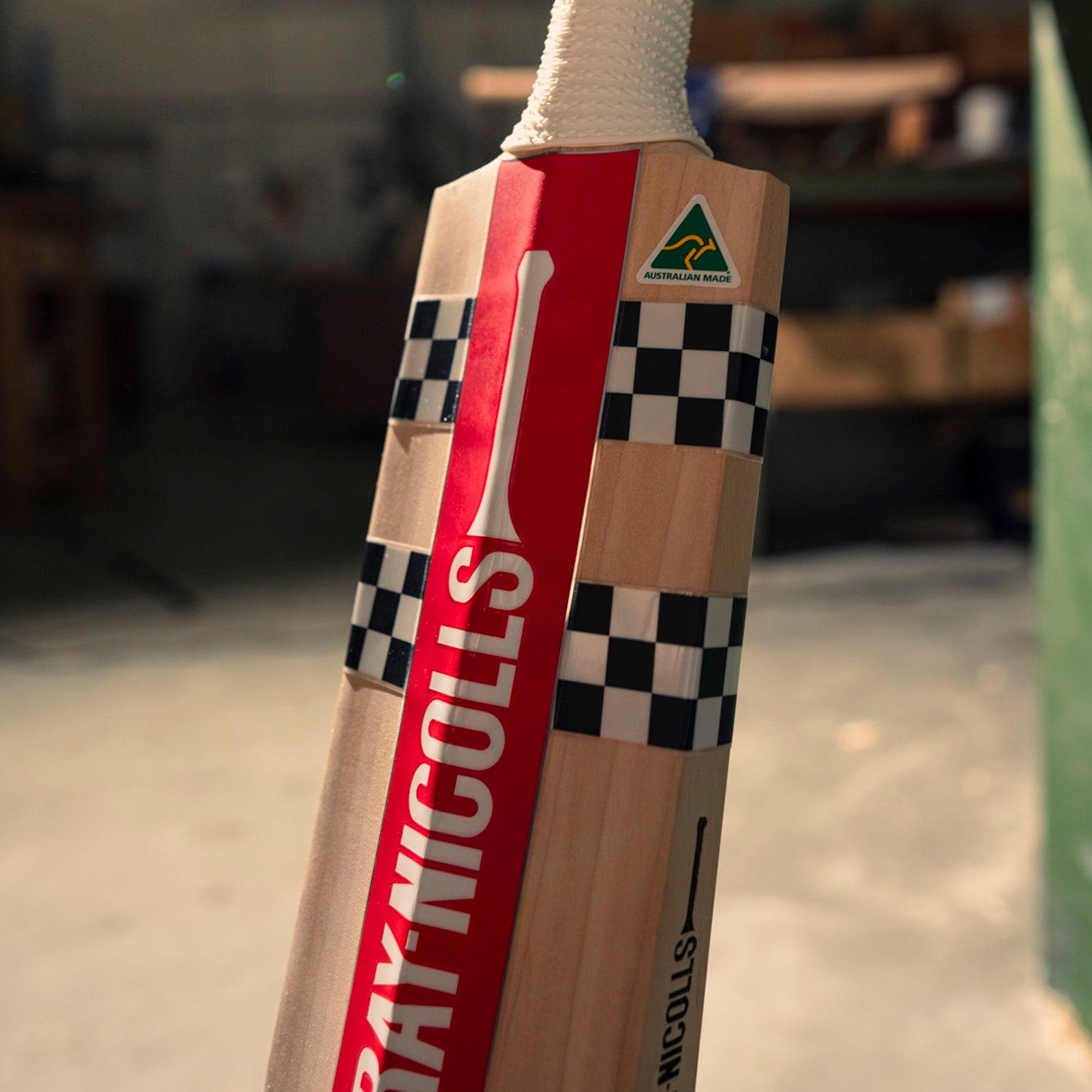 GRAY-NICOLLS GN Nova 4.0 2200 English Willow Cricket Bat '26/27 - Short Handle