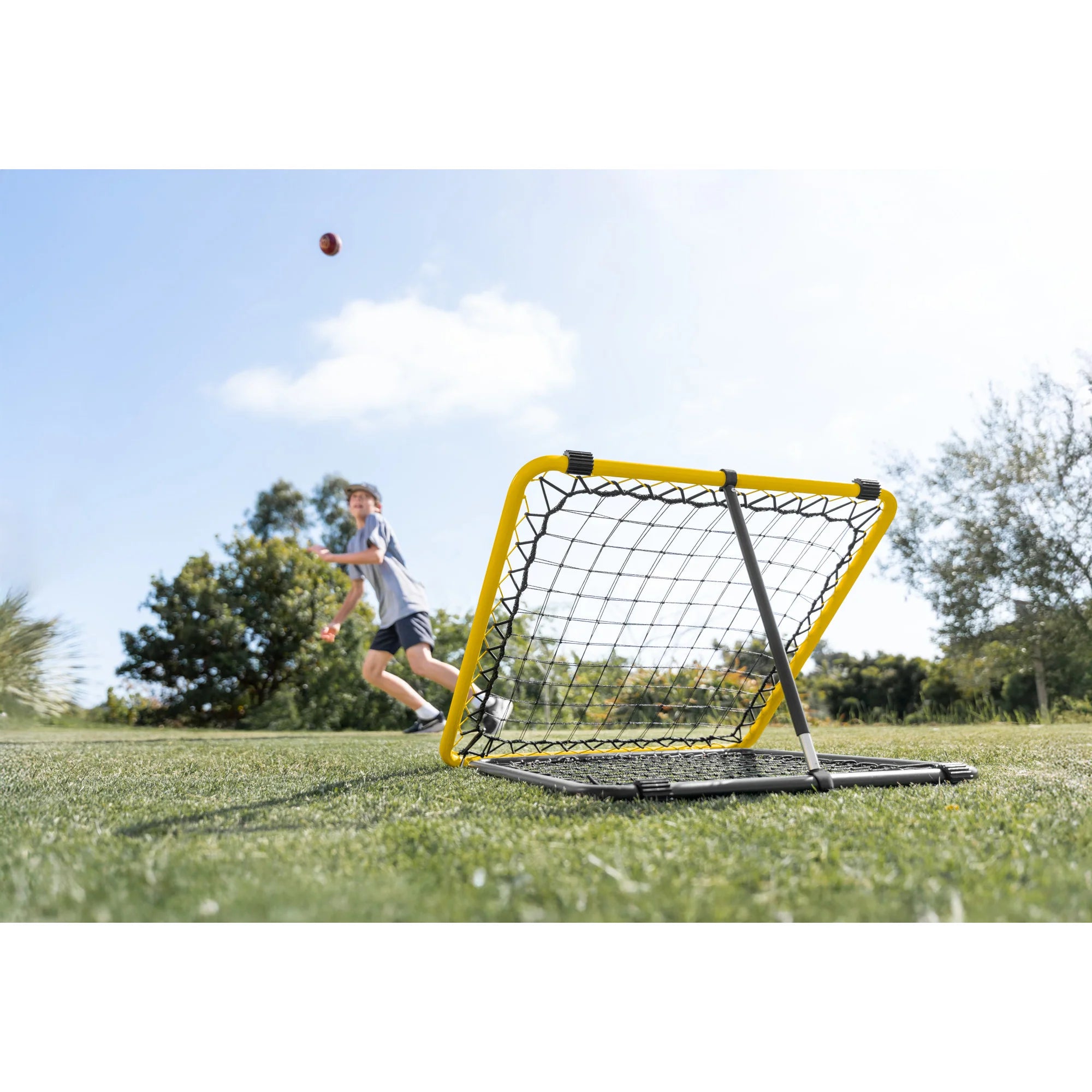 SKLZ Cricket Dual Rebounder - 74cm x 74cm