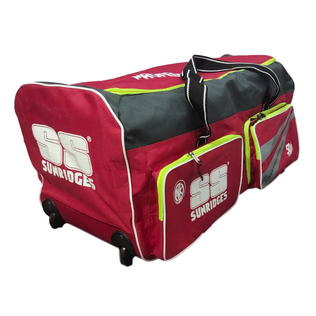 SS Professional Wheelie Kit Bag - 91x34x34cms