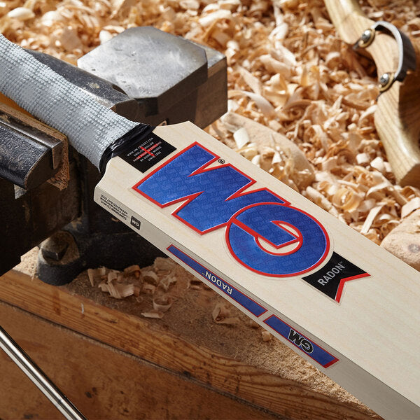 GUNN & MOORE GM RADON DXM TT English Willow Cricket Bat - Senior Size - Highmark Cricket