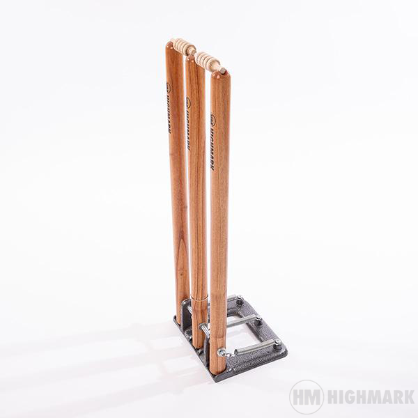 HM SPRING BACK Stumps [Wood or Metal] - Highmark Cricket